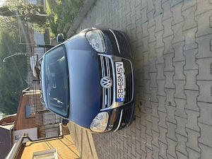 Vând VW GOLF V an fabricație 2009 motor 1,9TDI