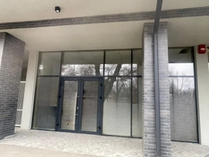 Spațiu comercial de închiriat – ultracentral , lângă Parcul Bratianu - imagine 2
