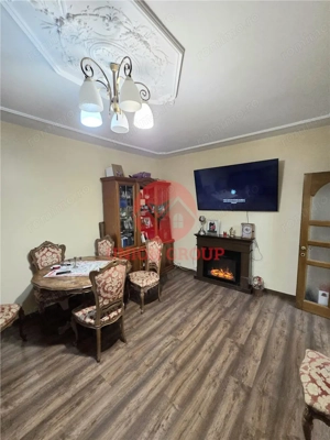 Apartament 4 Camere in Vila, Curte si Intrare Separata, Zona Andrei Saguna - imagine 2