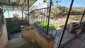 Casă / Vilă cu 3 camere de vânzare în zona Central - imagine 3