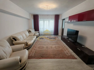 Apartament de inchiriat - 3 camere,  str. Stefan cel Mare
