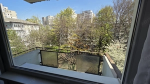 Apartament de vanzare 2 camere semidecomandat Aviatori Bacau. - imagine 11