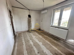 De vanzare apartament 2 camere decomandate Buhusi Bacau - imagine 3