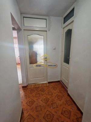 Vand apartament 3 camere decomandate – zonă Ștefan cel Mare - imagine 4