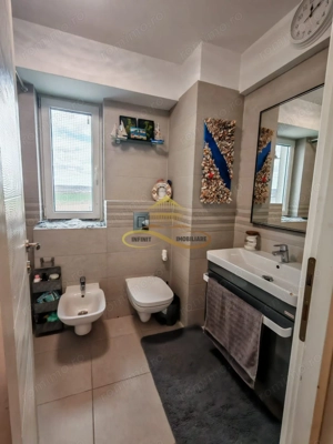 Apartament cu 3 camere, 2 bai , 2 balcoane  -complex Bacovia Fiald - imagine 12