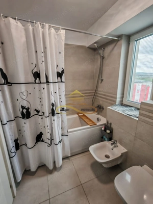 Apartament cu 3 camere, 2 bai , 2 balcoane  -complex Bacovia Fiald - imagine 17