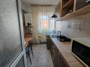 Garsonieră de închiriat – Zona Centrală, Str. 9 Mai, Bacău - imagine 4