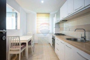 Apartament cu 2 camere la Urban Coresi, două balcoane, parcare + boxă - imagine 4