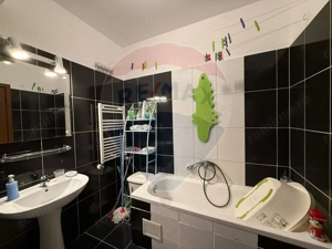Apartament 2 camere modern, etaj superior, bloc 2010 - imagine 10