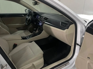 Skoda Superb - imagine 9