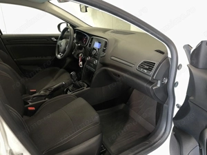 Renault Megane - imagine 9