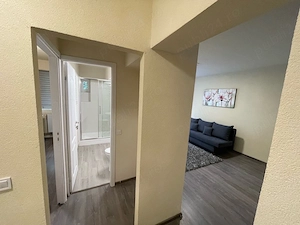 Garsonieră modernă de închiriat   Ploiești, Bd. București - imagine 2