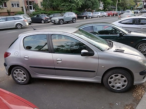 Peugeot 206 1,6 motorina - imagine 2