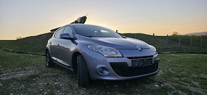 Renault Megane 1.5 Diesel - imagine 3