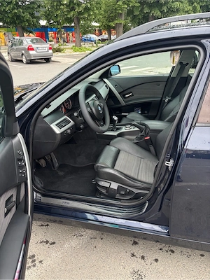 BMW Seria 5 520d - imagine 8