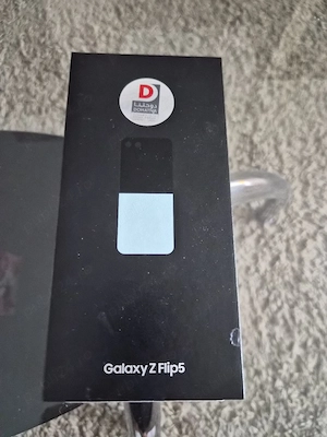 Telefon Samsung Galaxy Z Flip5 5G, 256GB, 8GB RAM, Dual SIM, Mint  - imagine 2