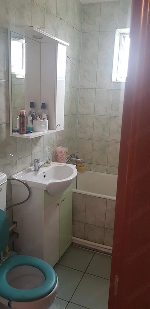 Vand apartament cu 4 camere  - imagine 2