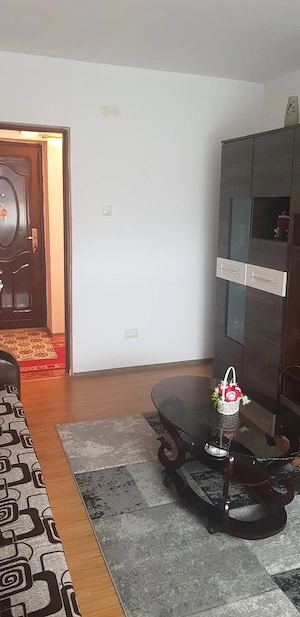 Vand apartament cu 4 camere  - imagine 5