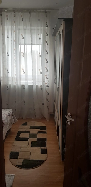 Vand apartament cu 4 camere 