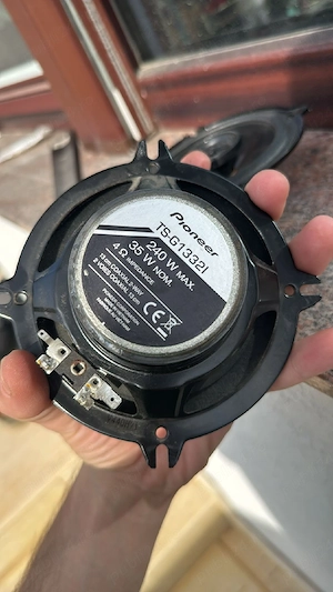 Difuzoare pioneer 13cm
