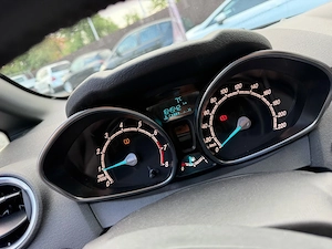 Ford Fiesta ST Line - An 2017 - Motor 1.0 benzina 101cp - Climatronic -  - imagine 2