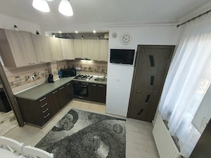 Vând apartament cu 2 camere etajul 1 cartier Unirii - imagine 2