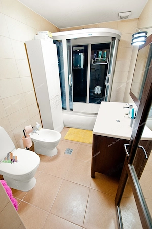 Casa situata in Galati, zona excelenta, la Cheie! - imagine 13