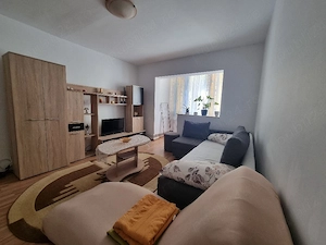 Zona Girocului - apartament etaj 2, 2 camere, centrala termica, 