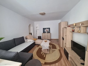 Zona Girocului - apartament etaj 2, 2 camere, centrala termica,  - imagine 2