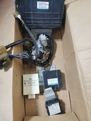 Kit pornire Mithubishi L200. Kit pornire motor Mithubishi L200. Kit pornire Mithubishi. - imagine 3