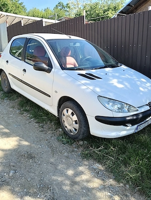 Vând mașina Peugeot 206 - imagine 4