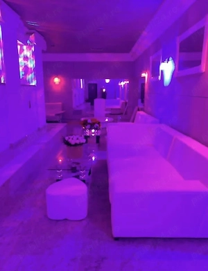 Night Club angajăm Hostess , ospătăriță , barmaniță , animatoare!