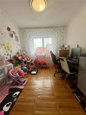 Apartamente 3 Camere Decomandat, Etaj 2, Zona KM 5 - imagine 15