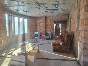 Casa la rosu ,zona rezidentiala Beclean  - imagine 3