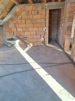 Casa la rosu ,zona rezidentiala Beclean  - imagine 6