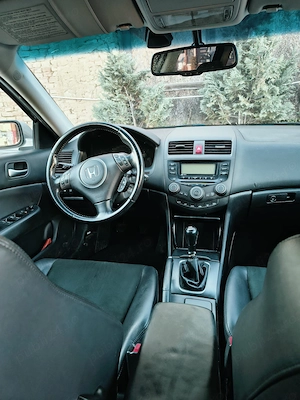 Honda Accord 2.2 Diesel 2007 (140 cp) - imagine 4
