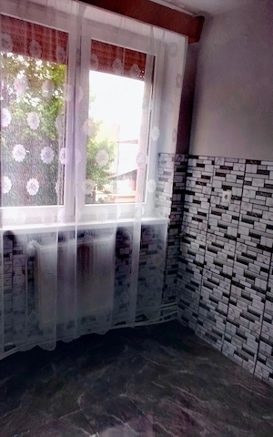 Apart 2 camere ETAJ 1, bl 16,scA,Blaj, recent renovat  - imagine 2