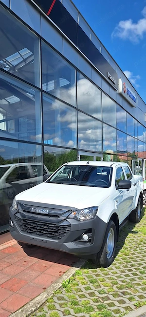 NOUA Isuzu D-Max CABINA DUBLA Classic 1.9 4x4 Automata - 5 ani GARANTIE