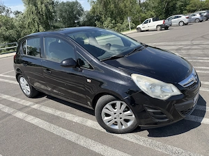 Vând opel corsa 2011 2400 