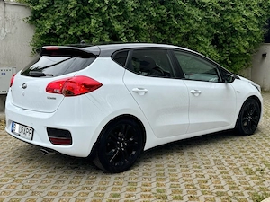 Kia Ceed 2018, Black and White - imagine 4