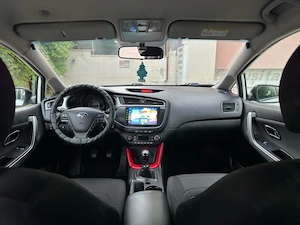 Kia Ceed 2018, Black and White - imagine 6