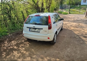 Vând Ford Fiesta 2006 1,6 tdci - imagine 6