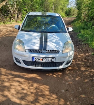 Vând Ford Fiesta 2006 1,6 tdci - imagine 7