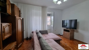 Apartament 3 camere etaj 1 zona Piata Mica - imagine 2