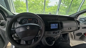 Renault Trafic 2 - imagine 3