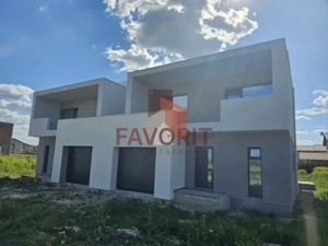 Duplex | Parter + Etaj | Toate utilitatile | Curte generoasa | Garaj | - imagine 2