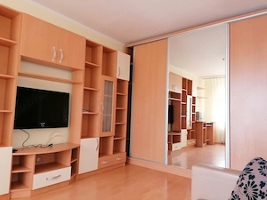Inchiriere apartament 2 camere Pta Gorjului, 2 min de metrou - imagine 6