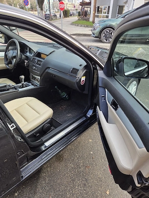 Vând Mercedes C 200 Cdi - imagine 2