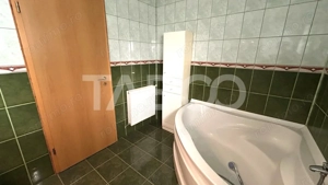 Apartament de inchiriat 96 mpu 4 camere 2 balcoane 2 bai zona Tilisca - imagine 7