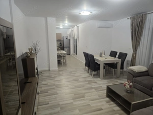 Apartament tip penthouse, zona Sud Plaza - imagine 3